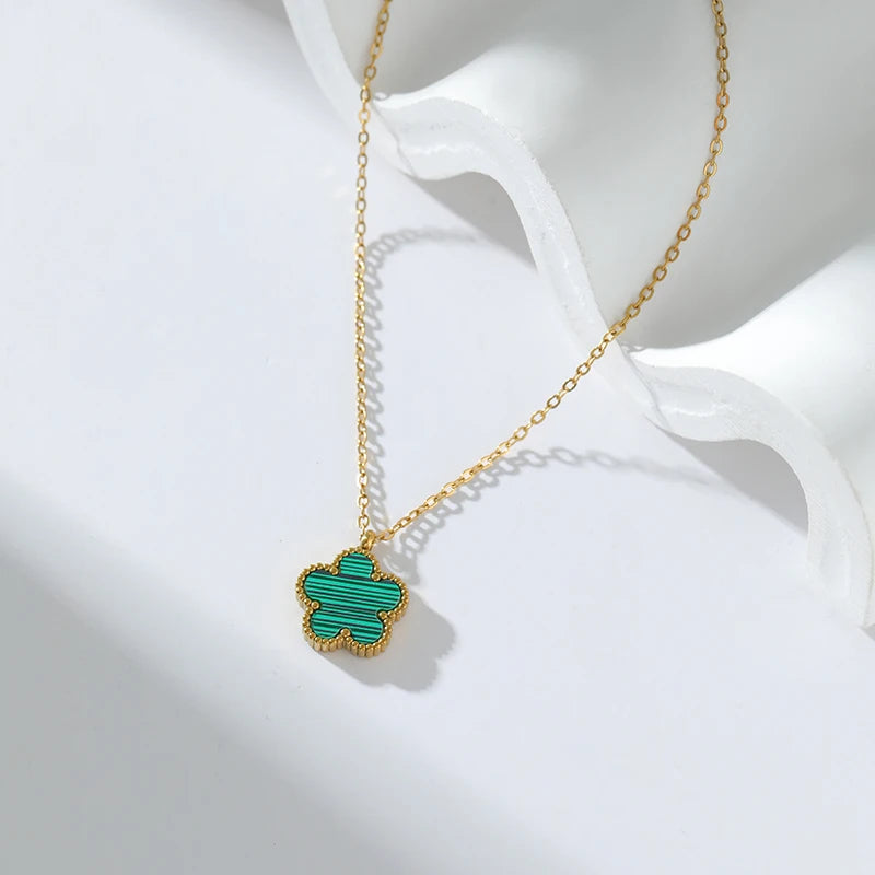 Leaf Clover Pendant Necklace