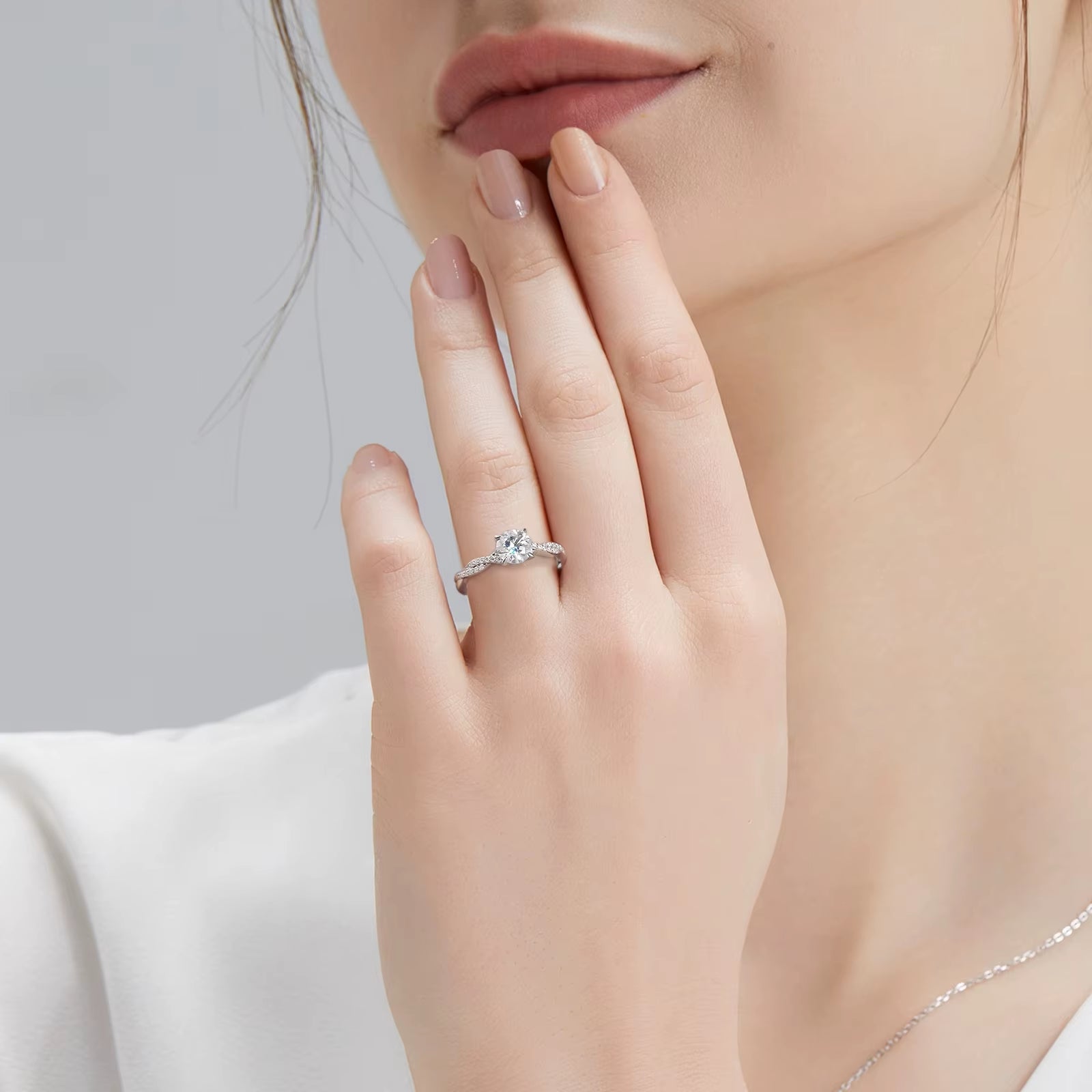 Wedding Moissanite 925 Sterling Silver 4 Prong Petite Twisted Vine 1.0 CT GRA VVS Diamond Engagement Women Promise Bridal Ring