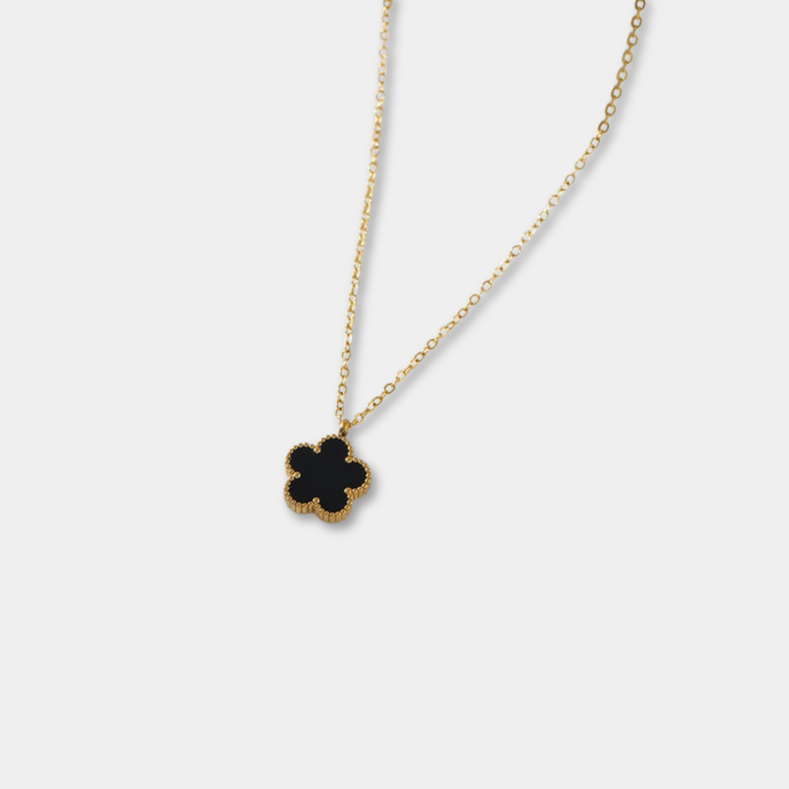 Leaf Clover Pendant Necklace