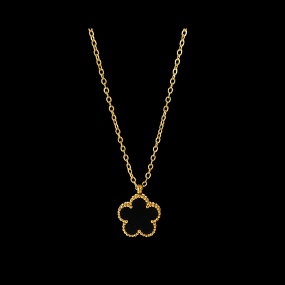 Leaf Clover Pendant Necklace