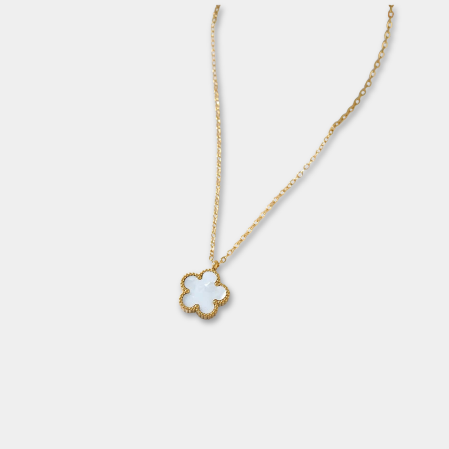 Leaf Clover Pendant Necklace