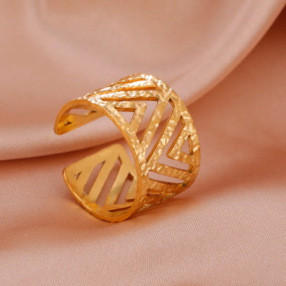 Geometric Heart Ring