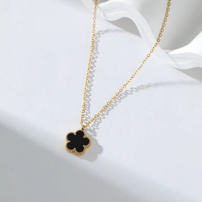 Leaf Clover Pendant Necklace