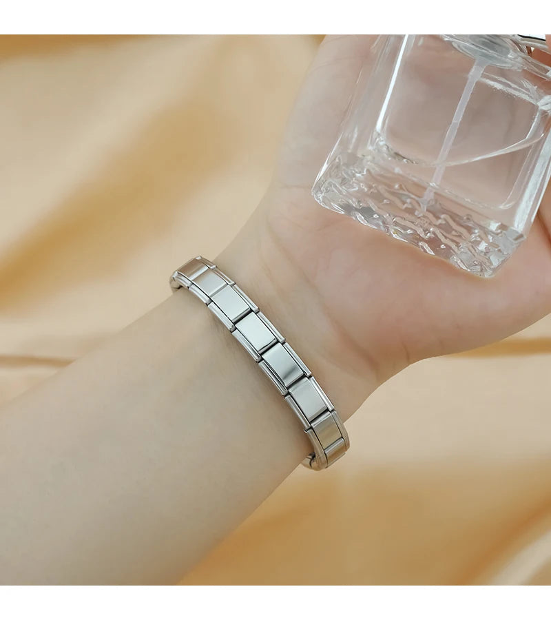 Itanlian Elastic Charm Bracelet