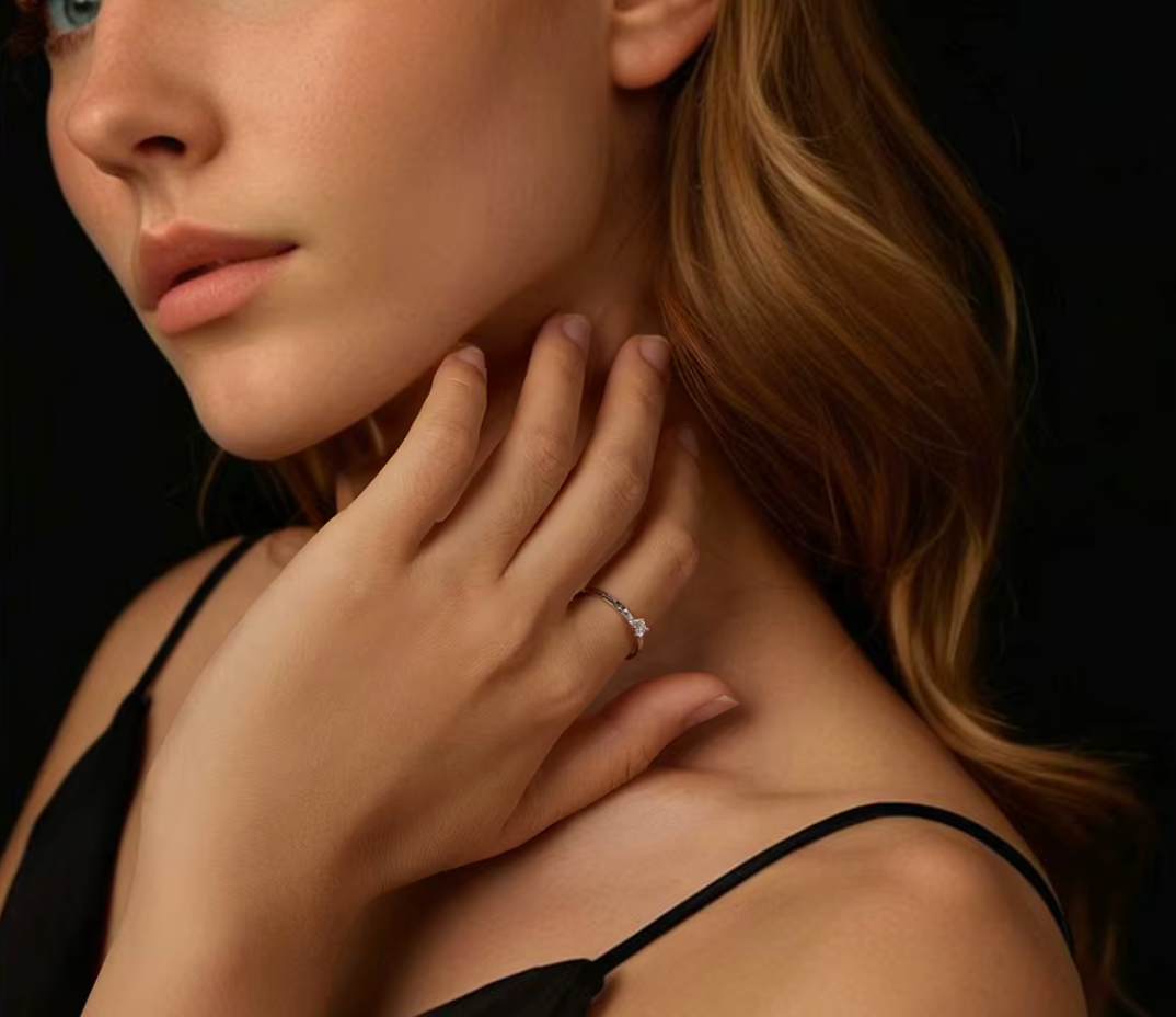 Solitare Moissanite Engagement Ring