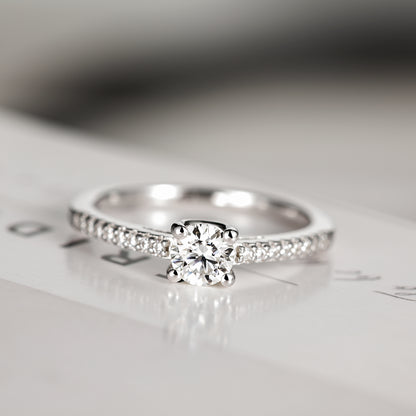 Trumium Moissanite Wedding Ring